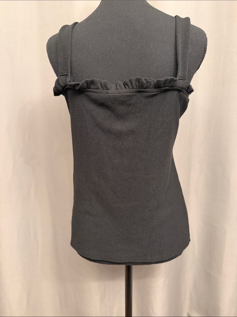 Gilli Black Ribbed Ruffle-Trim Tank Top - Picture 3 of 5